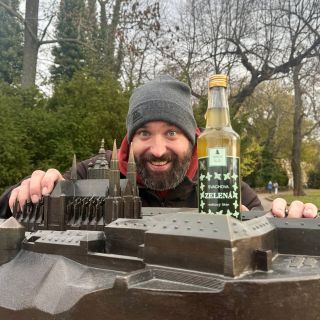 Byli jsme ve městě, tak jsme si udělali fotošůt. Děkujeme za pozornost. Kalendáře nebudou. Hezký víkend.