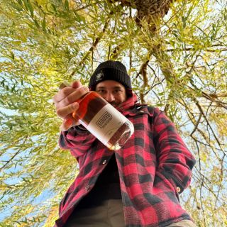 Už ji máte? Naší whisky? Spojili jsme světy a odfinišovali naší whisky z lihovaru @tosh_distillery_olomouc v unikátním...